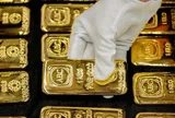 SỐC: Giá vàng hôm nay 28/1 vọt đỉnh "vô tiền khoáng hậu", mốc 200 triệu đồng liệu có xa vời?