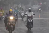 Miền Bắc liên tiếp đón không khí lạnh tăng cường, trời trở rét kèm mưa dông