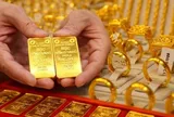 Giá vàng chiều nay 9/3: Căng thẳng Trung Đông, ngược với giá dầu tăng, giá vàng lại giảm sâu