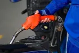 Phạt cây xăng do tự ý ngừng bán hàng