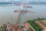 Cầu 4.900 tỷ vượt sông Hồng nối Hà Nội - Hưng Yên đang được thi công ra sao?
