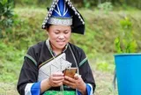 Từ 30-4, Chính phủ hỗ trợ 400.000 smartphone cho hộ nghèo, hộ cận nghèo