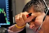 Phiên 5/5: Khối ngoại mạnh tay bán ròng nghìn tỷ, một cổ phiếu ngân hàng bị "xả" hơn 400 tỷ đồng