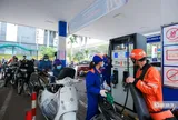 Giá xăng E5, E10 còn dưới 20.000 đồng/lít