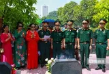 Hà Nội: Người dân dâng hương, tưởng nhớ các Anh hùng liệt sĩ