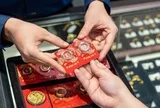Giá vàng hôm nay 22/10: Thế giới bật tăng, một thương hiệu vàng nhẫn bất ngờ mất 500.000 đồng/lượng