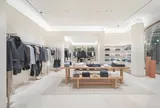 Massimo Dutti chính thức khai trương cửa hàng mới tại tại Lotte Mall Tây Hồ Hà Nội