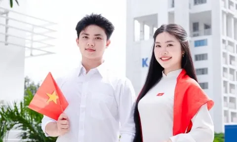 Loạt trường đại học tặng mỗi sinh viên 100.000 đồng dịp Quốc khánh 2/9