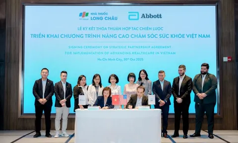 Abbott cùng FPT Long Châu hợp tác chiến lược toàn diện nâng cao chăm sóc sức khỏe Việt Nam