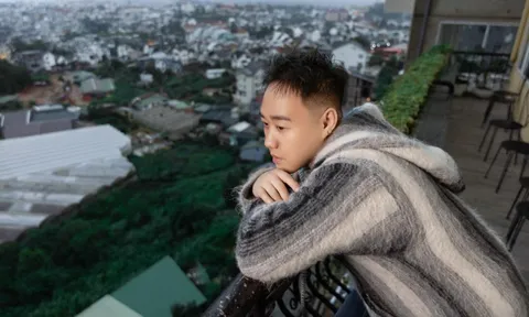 Nam ca sĩ sở hữu nhiều nhà, có mối tình kéo dài chỉ 10 ngày, U40 chưa vợ con