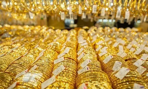 Giá vàng đang tăng mạnh trở lại, người mua vàng tại thương hiệu này ở Hà Nội cần lưu ý thông báo quan trọng sau