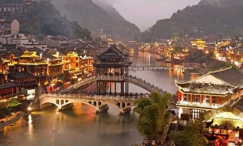 Khách Việt "đổ xô" sang Trung Quốc dịp Tết Nguyên Đán 2026