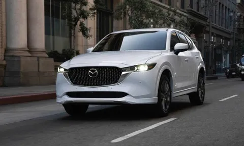 Top 10 xe động cơ đốt trong bán chạy nhất đầu năm 2026: Xe gầm cao thống trị