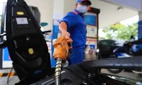 Giá xăng, dầu tăng mạnh