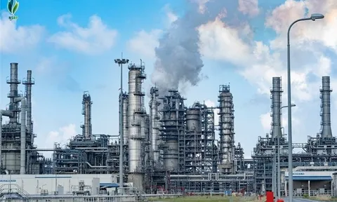 Tiến sĩ Nguyễn Hồng Minh giải thích: Việt Nam có 2 nhà máy lọc dầu lớn, tại sao vẫn phải nhập khẩu xăng dầu?