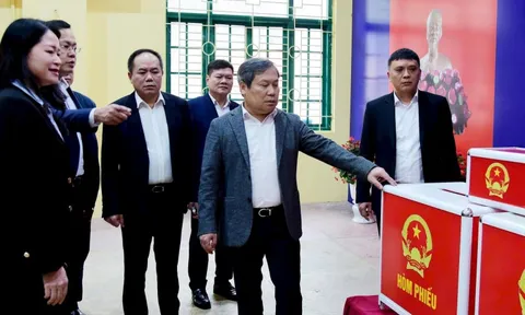 Chủ tịch Hà Nội: Tạo điều kiện để mọi công dân đều thực hiện quyền bầu cử