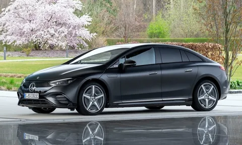 Mercedes-Benz bị phạt tương đương gần 200 tỷ đồng vì quảng cáo thiếu rõ ràng về pin xe điện