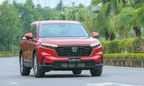 Honda Việt Nam bổ sung công nghệ cho CR-V bản xăng, giá bán từ 1,039 tỷ đồng
