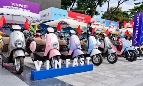 VinFast lập kỷ lục doanh thu và bàn giao xe trong quý IV/2025