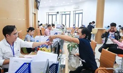 Khi lương cơ sở tăng lên 2,53 triệu đồng/tháng, những ai sẽ được hưởng?