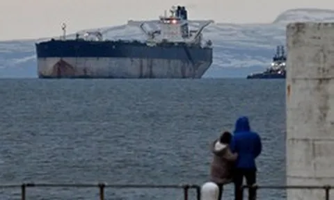 Tàu chở dầu Nga trông như "đống sắt rỉ sét" mà sao đi từ Cuba đến eo biển Hormuz vẫn ít ai dám động vào?