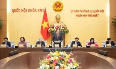 18 thành viên Ủy ban Thường vụ Quốc hội khóa XVI