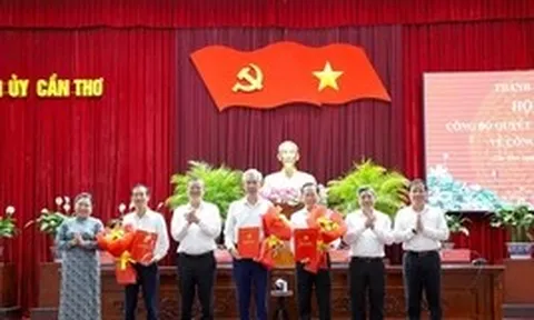 Công bố quyết định của  Ban Bí thư Trung ương Đảng về công tác cán bộ