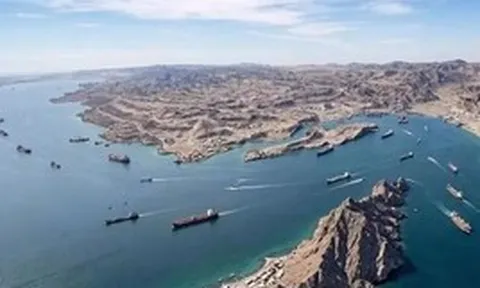 Một nước láng giềng Việt Nam bất ngờ tuyên bố 'không xin phép hay trả bất kỳ đồng' nào cho Iran chỉ để qua eo biển Hormuz