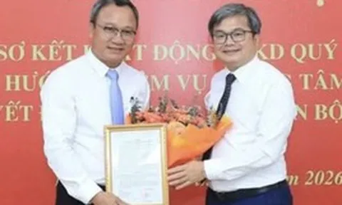 Ông Khuất Việt Hùng nghỉ việc theo nguyện vọng cá nhân