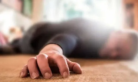 Người đàn ông 50 tuổi tử vong đột ngột do tập thể dục theo cách "lạ đời" học được trên mạng