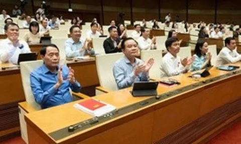 Quốc hội "chốt" miễn thuế với xăng dầu đến hết ngày 30-6