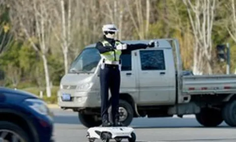 Tầm nhìn cực đỉnh của ông Phạm Nhật Vượng: thêm đại gia Vũ Văn Tiền lấn sân lĩnh vực robot, bắt tay đối tác Trung Quốc tấn công thị trường 7.000 tỷ USD