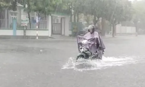 Miền Bắc sắp đón 2 đợt không khí lạnh mới gây mưa dông mạnh, có thể xuất hiện mưa đá