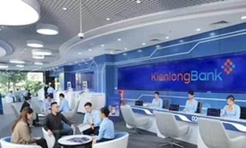 Vụ 'bốc hơi' 5 tỷ trong tài khoản: Dấu hiệu bất thường mã OTP, sinh trắc học