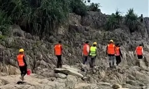 Hàng trăm người tìm kiếm nam kỹ sư mất tích khi đi tắm biển