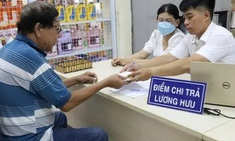 Bộ Nội vụ đề xuất tăng 8% lương hưu từ 1-7