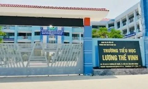 Kỷ luật cảnh cáo, dừng đứng lớp cô giáo phạt học trò bằng kim tiêm