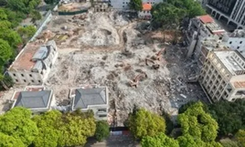 Quảng trường hơn 2ha sát Hồ Gươm dần lộ diện sau 5 tháng giải phóng mặt bằng