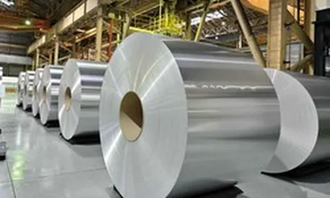 Một ‘cường quốc’ công nghiệp ô tô quen thuộc với người Việt ‘trúng đòn’ vì cú sốc nguyên liệu: Nhôm, nhựa, thép đồng loạt tăng, giá xe có thể nhích thêm hàng trăm USD
