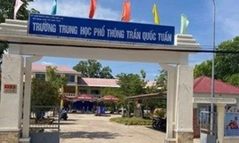 Xin đi vệ sinh rồi mang điện thoại vào phòng thi, 1 thí sinh bị đình chỉ