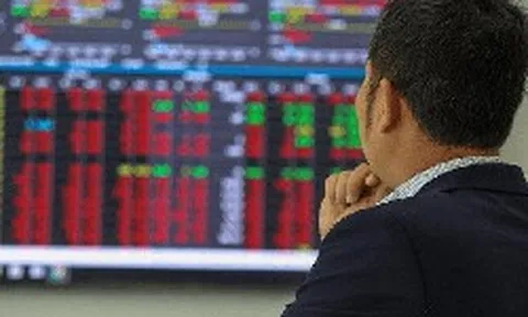 Cổ phiếu nào bị "xả" mạnh nhất trong phiên tự doanh CTCK bán ròng hơn 300 tỷ đồng
