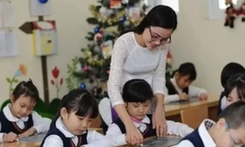 Từ 1/7, lương giáo viên cao nhất 17,15 triệu đồng/tháng, chưa kể phụ cấp