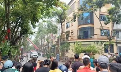 Cháy nhà liền kề ở Hà Nội, hai người tử vong