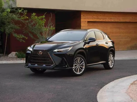 Lexus NX 2026 ra mắt: Giá quy đổi từ gần 1,2 tỷ đồng, bản tiết kiệm nhất chỉ ‘ăn’ 5,9L/100km, cạnh tranh GLC, X3