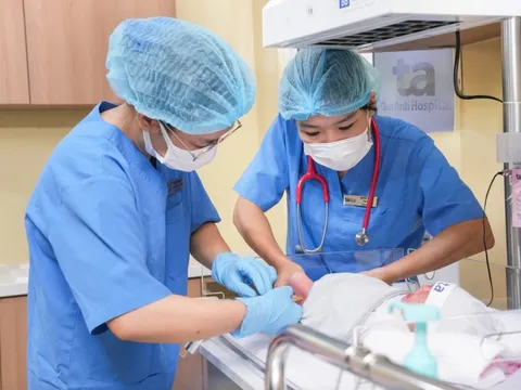 Bác sĩ Trương Hữu Khanh cảnh báo 1 loại virus có tốc độ lây gấp 4 lần cúm mùa: Dễ bùng phát vào mùa lạnh