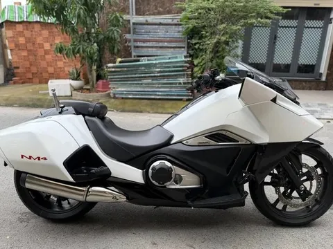 Xe tay ga 'phi thuyền' của Honda rao bán ở Việt Nam, dùng chung một thứ với xe dẫn đoàn CSGT