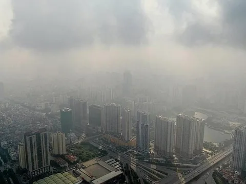 Hà Nội ô nhiễm top đầu thế giới: Làm điều này thì “trong nhà có thể không khác mấy so với ngoài đường”