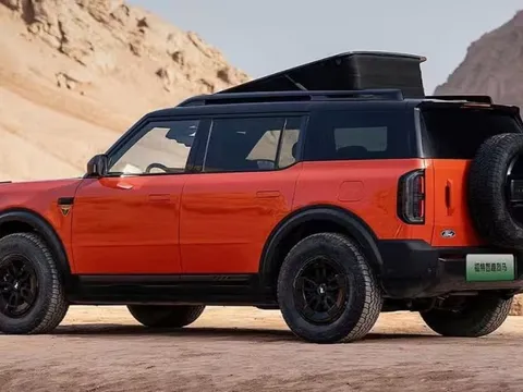 Ford Bronco EV xuất xưởng lần đầu, giá chỉ ngang SUV hạng B: Thị trường Việt sắp 'nổi sóng'