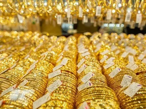 Giá vàng đang tăng mạnh trở lại, người mua vàng tại thương hiệu này ở Hà Nội cần lưu ý thông báo quan trọng sau