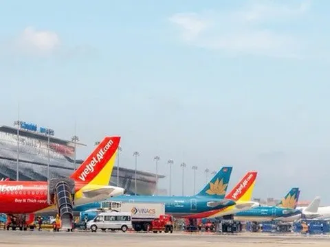 Vé máy bay Tết căng thẳng, hàng không tăng chuyến, thuê thêm 19 máy bay
